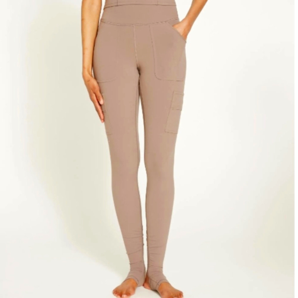 Universal Standard Next to Naked Stirrup Pocket Leggings Size 2XS 6-8 NWT